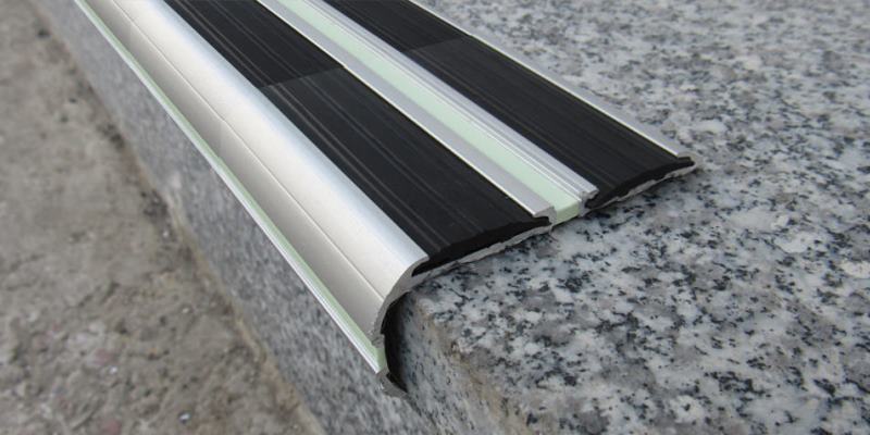 ترمز پله آلمینیومی ترمز پله آلمینیومی